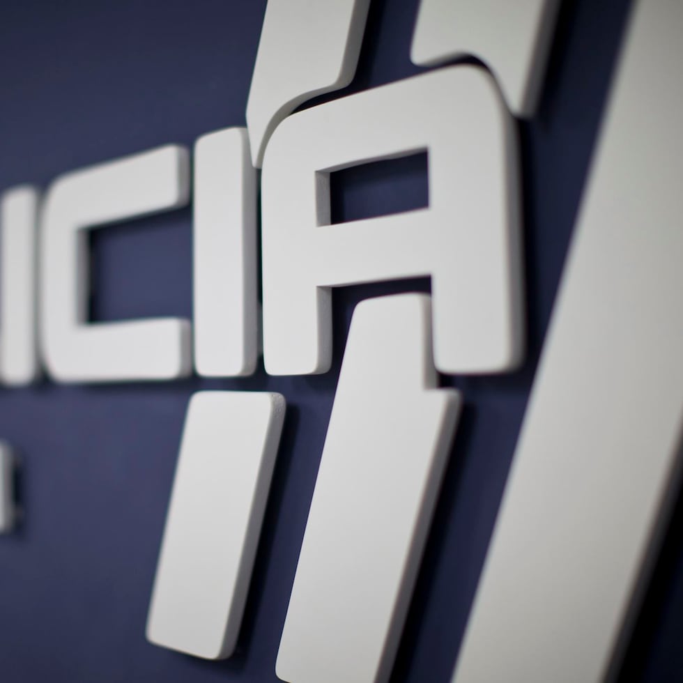 Los hechos fueron reportados a la Uniformada a eso de las 5:44 de la tarde de este sábado.