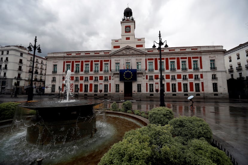 El próximo jueves, 20 de agosto, los automóviles desaparecerán definitivamente de la Puerta del Sol,  cerrando al tráfico un tramo de la calle Mayor, en Madrid.
