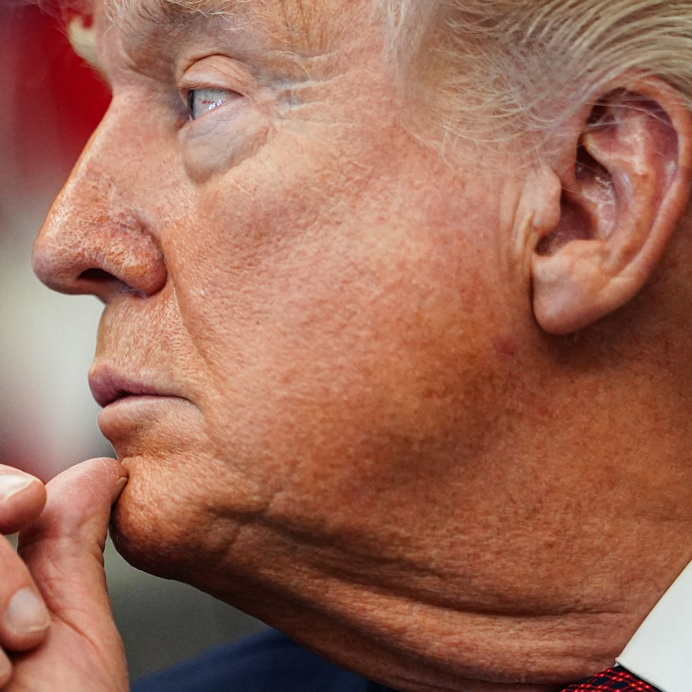 La encuesta se llevó a cabo entre el 16 y el 20 de abril, periodo durante el cual Irán reabrió el estrecho de Ormuz y luego lo cerró de nuevo —un ejemplo de la inestabilidad que ha caracterizado al conflicto.