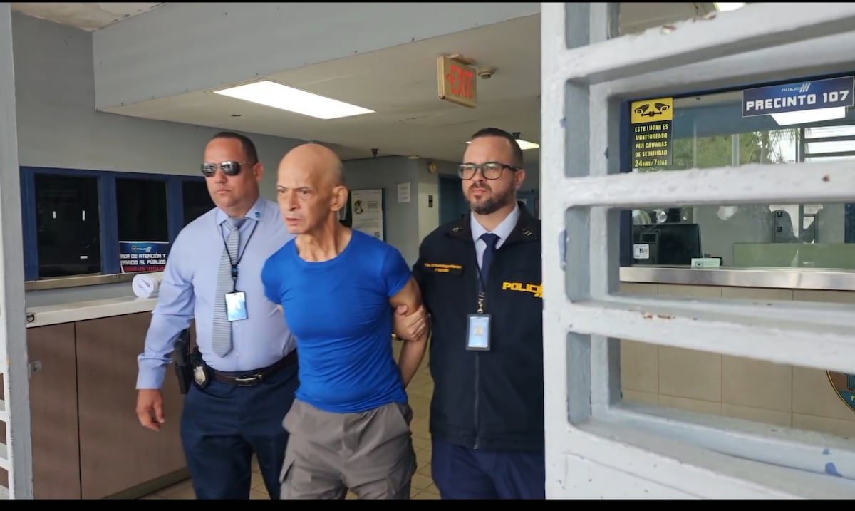 Causa para juicio contra hombre acusado de asesinar a su madre de 89 años en Arecibo
