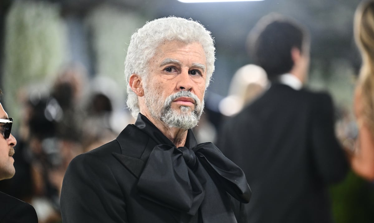 ¿El conejo...viejo? Bad Bunny llega a la Met Gala con canas y bastón