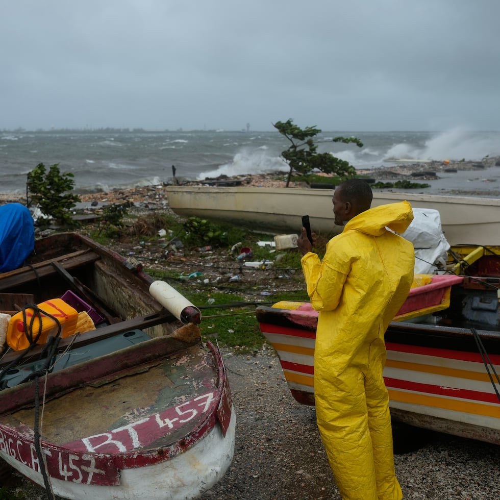 El poderoso huracán Melissa entró a Jamaica el martes 28 de octubre, con vientos de 185 millas por hora.