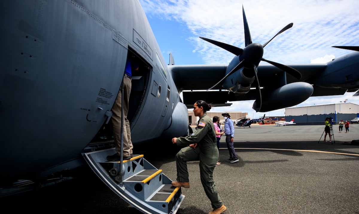 Avión cazahuracanes regresa a San Juan en anticipo a la temporada ciclónica 2026