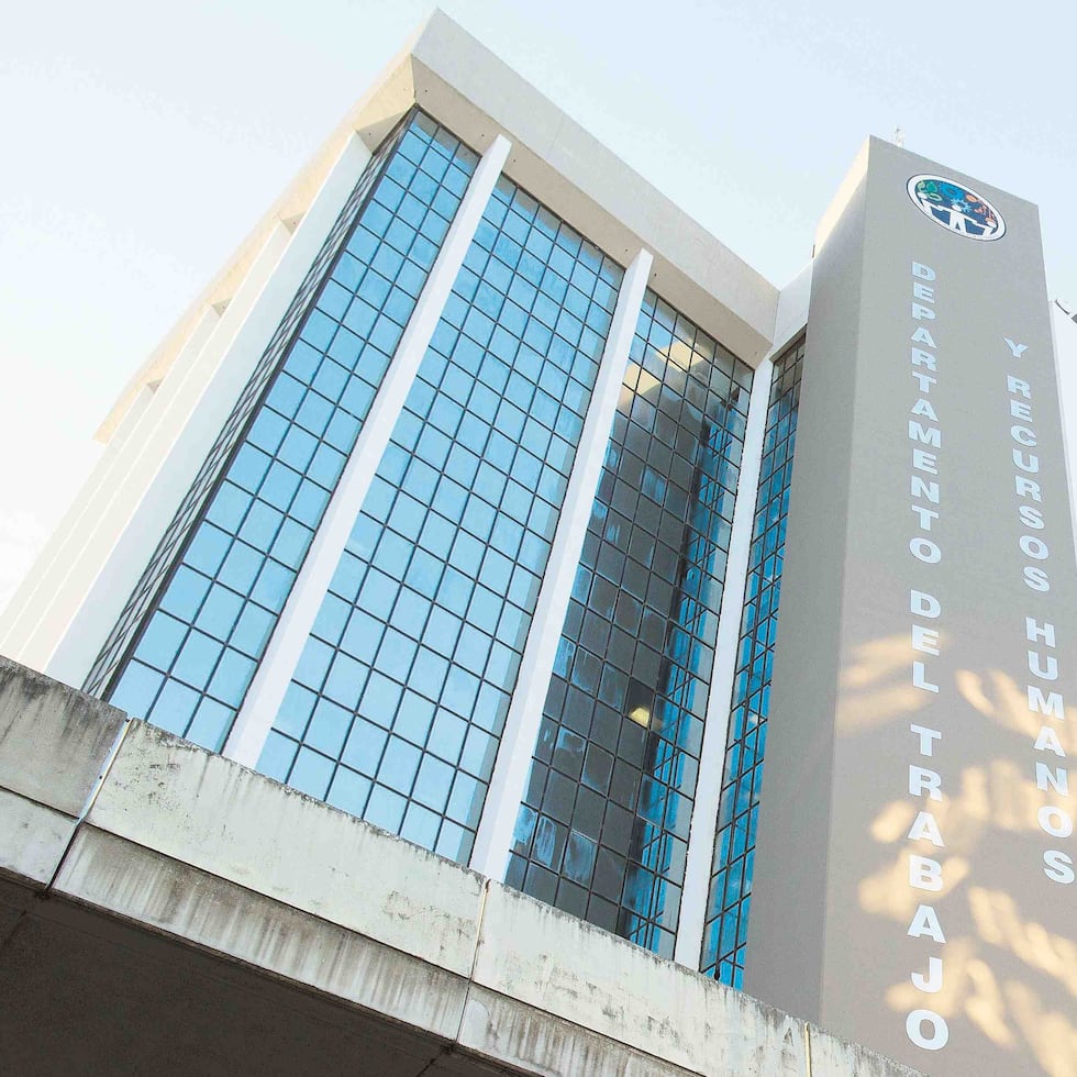 El Departamento del Trabajo cuenta con 967 empleados.