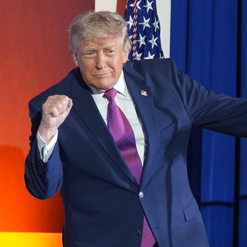 Trump no puede concurrir a las elecciones de 2028, ya que la Carta Magna solo permite ejercer dos mandatos.