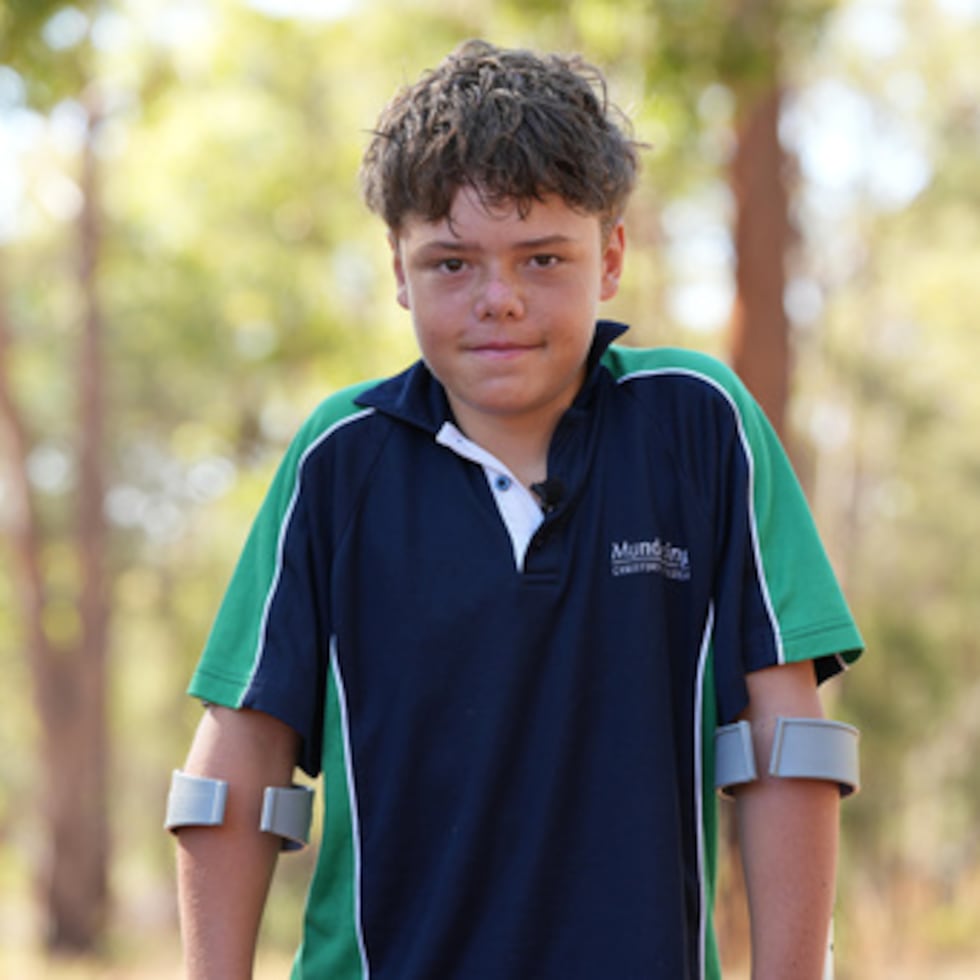 Austin Appelbee posa para una foto en Gidgegannup, Australia.