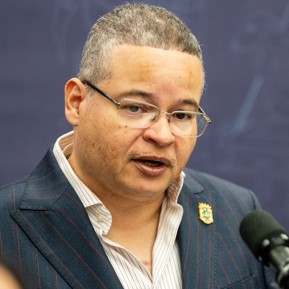 In previous statements, the Secretary of Health confirmed that, in the past, there had been other problems with the supplier, but these were at the proofreading stage.