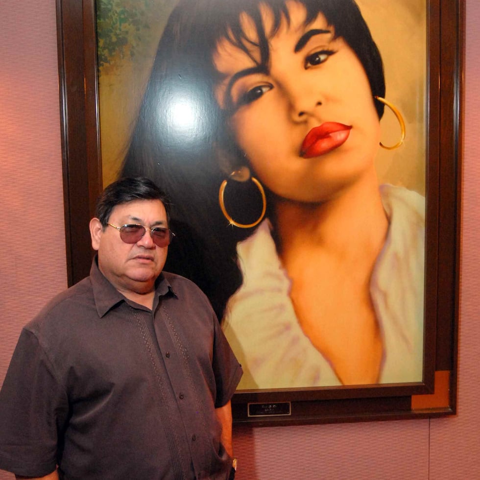 Abraham Quintanilla manejó la carrera de Selena toda su vida.