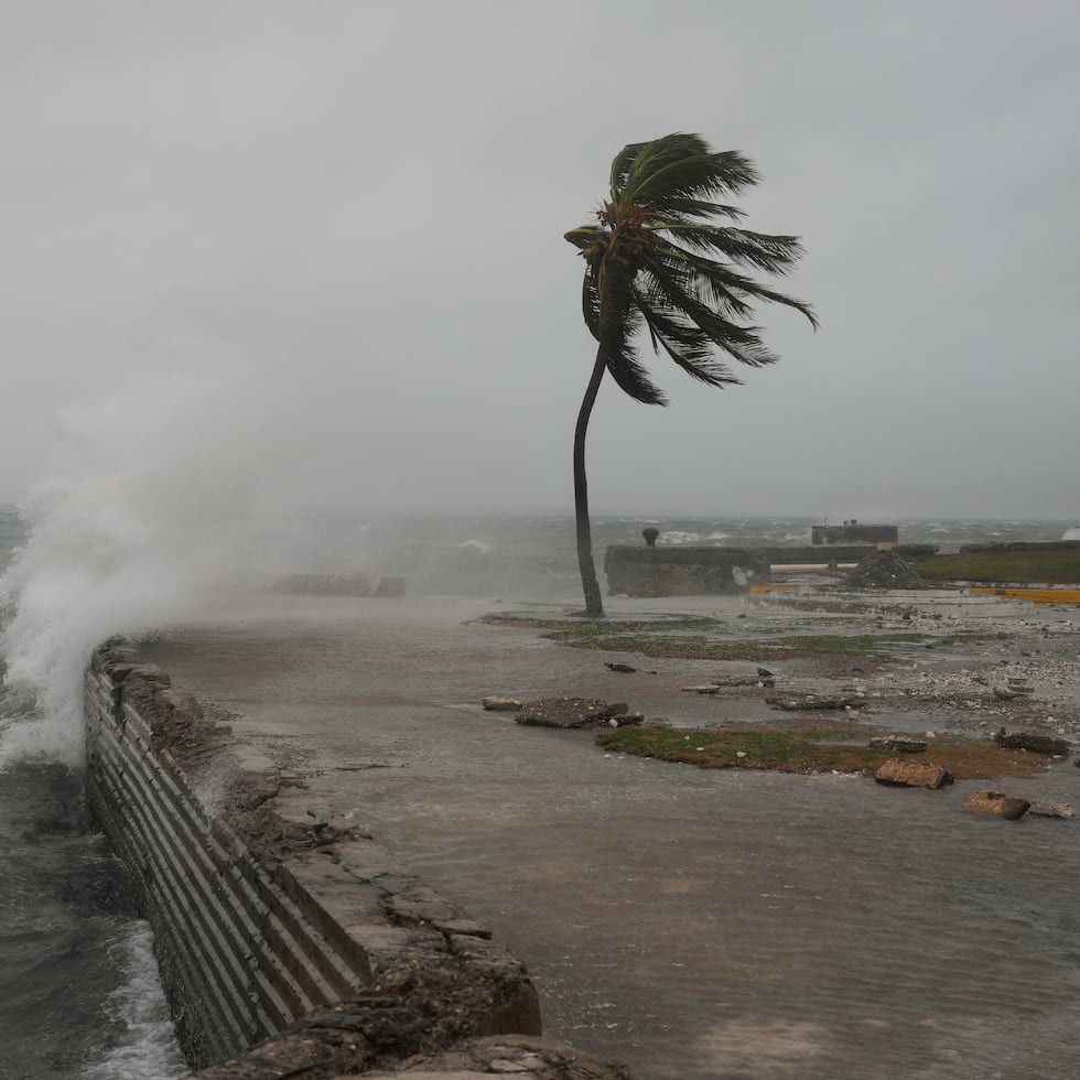 Las estimaciones de la Oficina Nacional de Administración Oceánica y Atmosférica (NOAA, en inglés) de Estados Unidos prevén que la región Atlántica reciba hasta 6 huracanes y 14 tormentas con nombre hasta el 30 de noviembre, cuando concluya la temporada ciclónica.