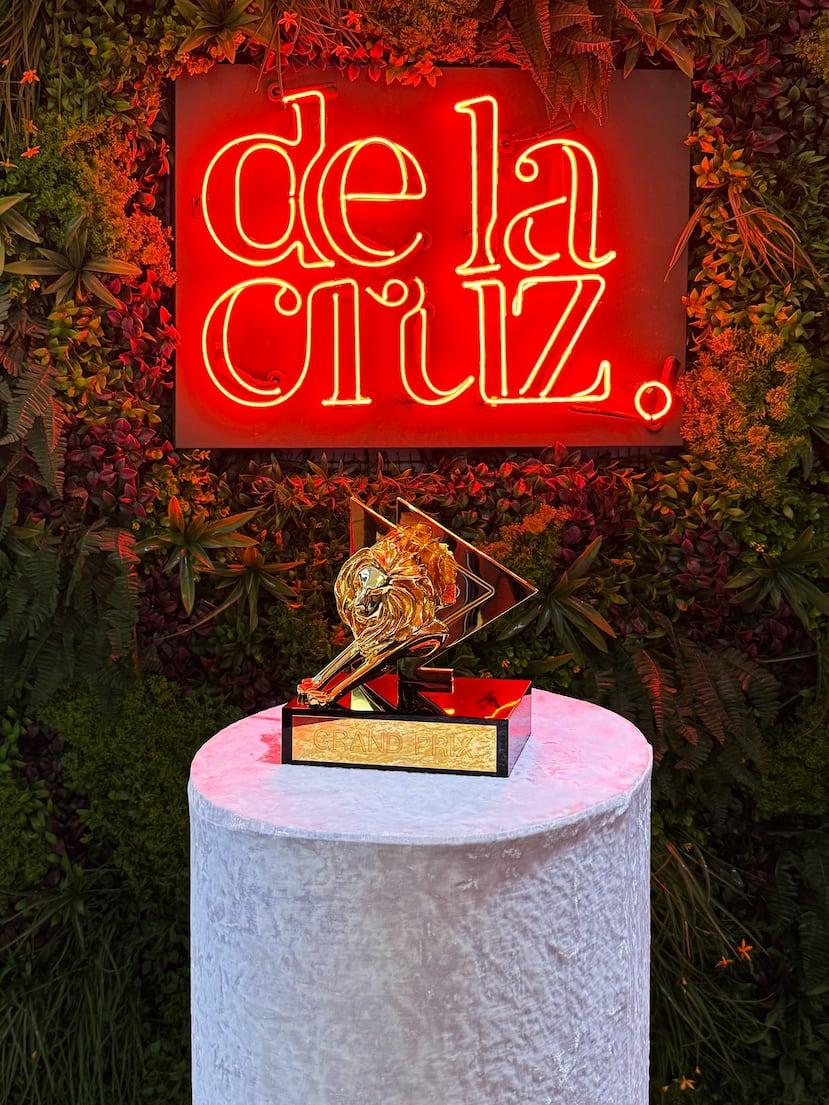 El primer Grand Prix que gana de la Cruz en Cannes Lions.