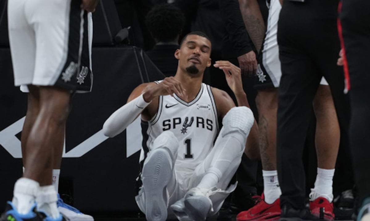 Tras conmoción cerebral: Victor Wembanyama, de los Spurs, no va para el tercer partido contra Portland