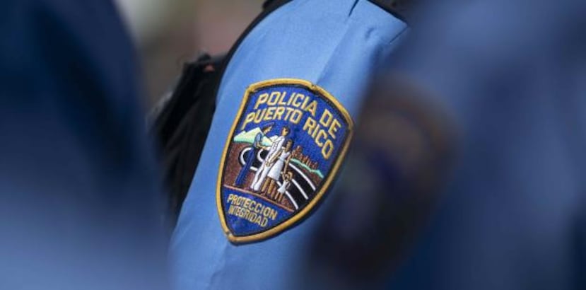 Debido a que el pasto está alto no se pudo precisar de inmediato si en la escena hay casquillos y otra evidencia. (archivo)