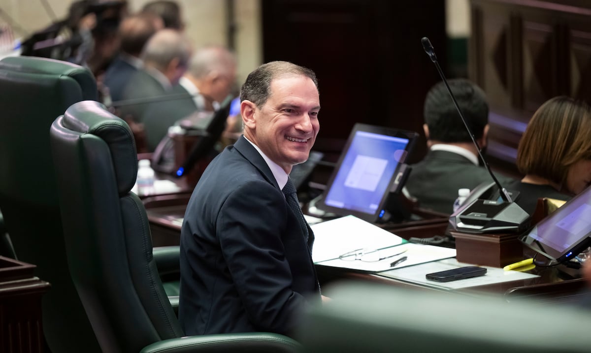 Representante "Pichy" Torres Zamora permanece hospitalizado por episodio de alta presión