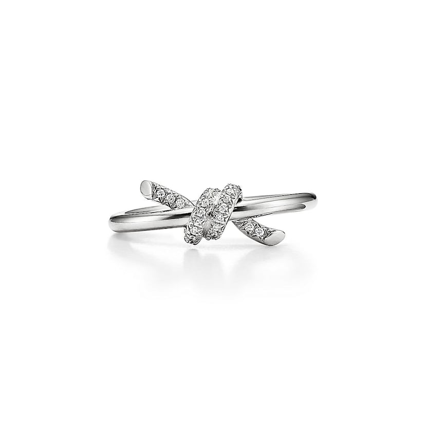 Disponible en Tiffany & Co., en el segundo nivel.
