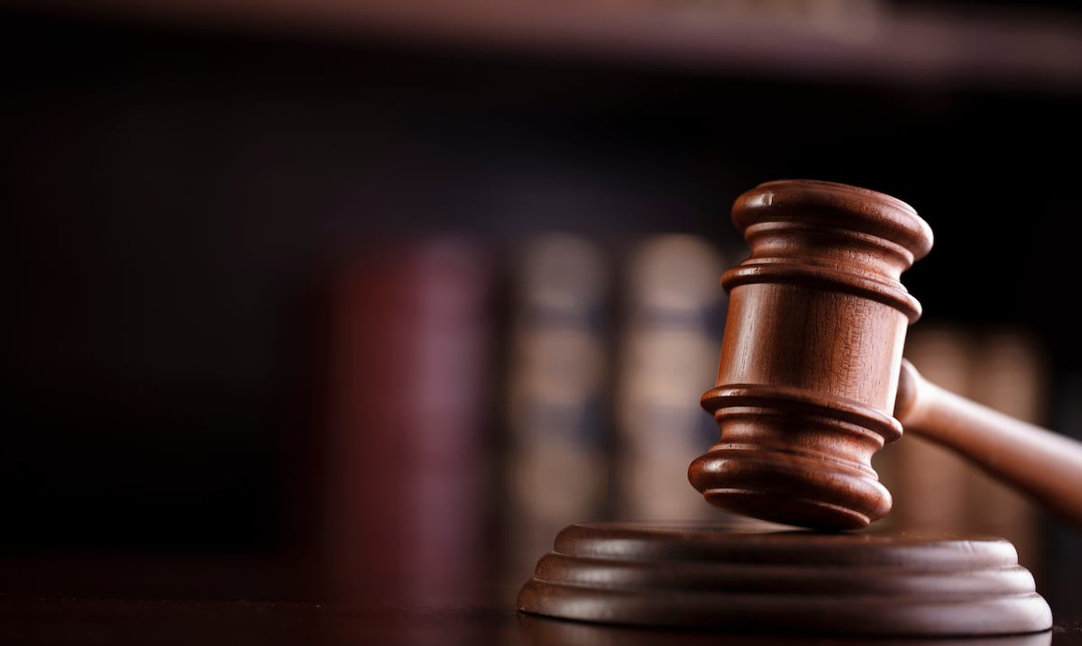 Jurado declara culpable a un expolicía por patrón de abuso sexual contra menor de 15 años