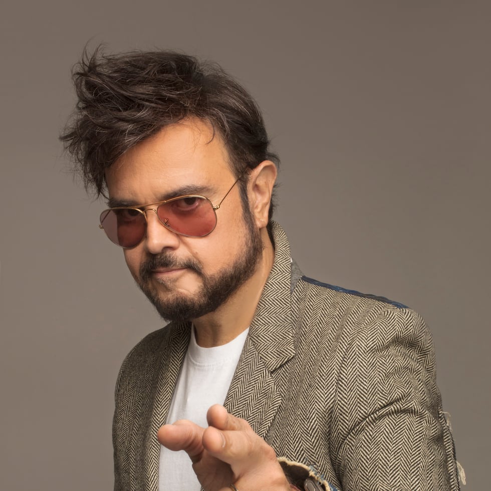 El cantante Aleks Syntek.