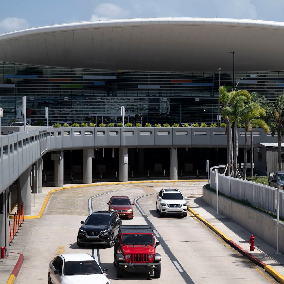 Los vuelos de American Airlines proceden de Dominica, Martinica y Venezuela y llegarán a San Juan entre las 3:47 p.m. y las 4:45 de la tarde.