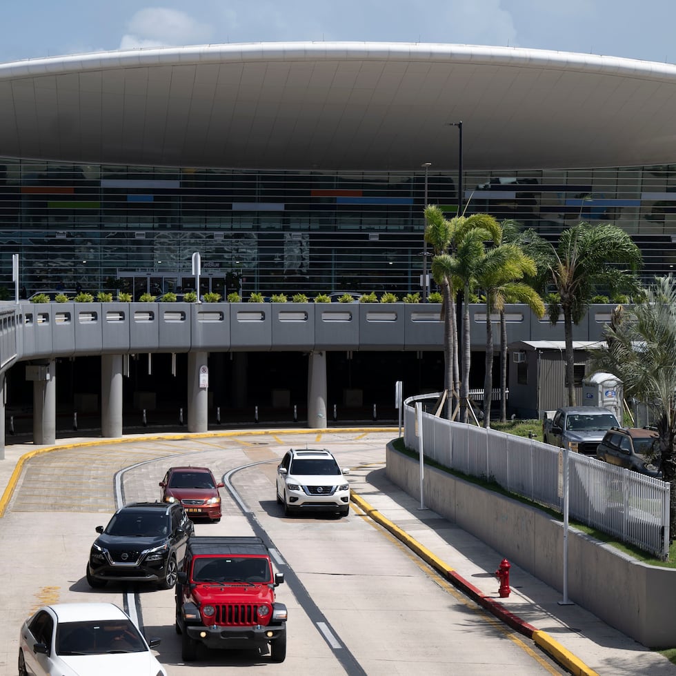 Las cancelaciones afectarán a 1,096 pasajeros que debían llegar al aeropuerto en Isla Verde y otros 2,852 que viajarían en vuelos de ida.