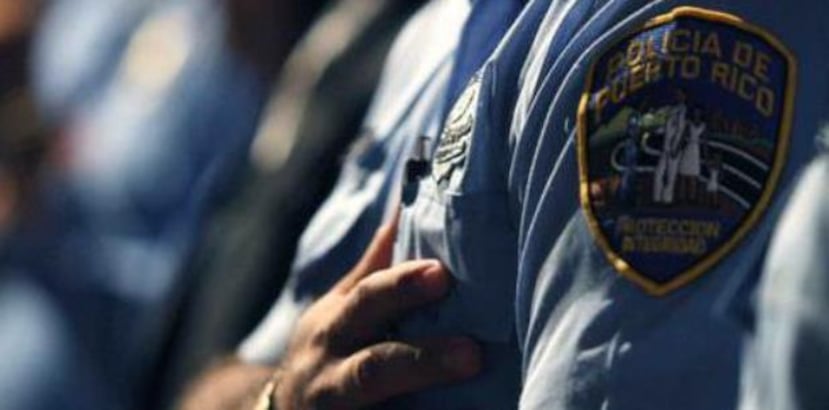 El agente se encontraba dando tránsito, ya que una compañera investigaba un accidente y un vehículo lo atropelló, huyendo de la escena. (archivo)