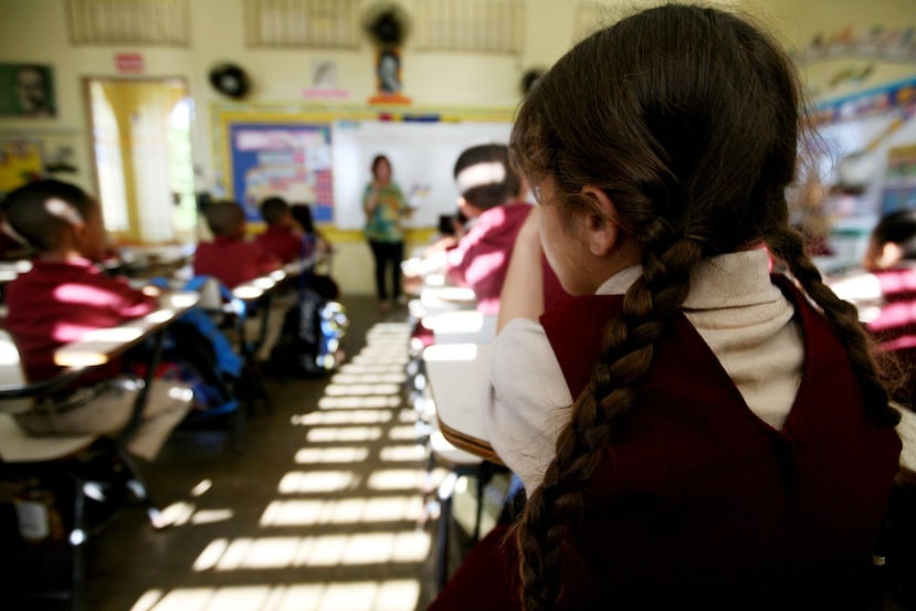 Las clases se reanudan hoy en las escuelas públicas con unos 5,000 estudiantes menos en las aulas, en su mayoría alumnos que se trasladaron a Estados Unidos. (GFR Media)