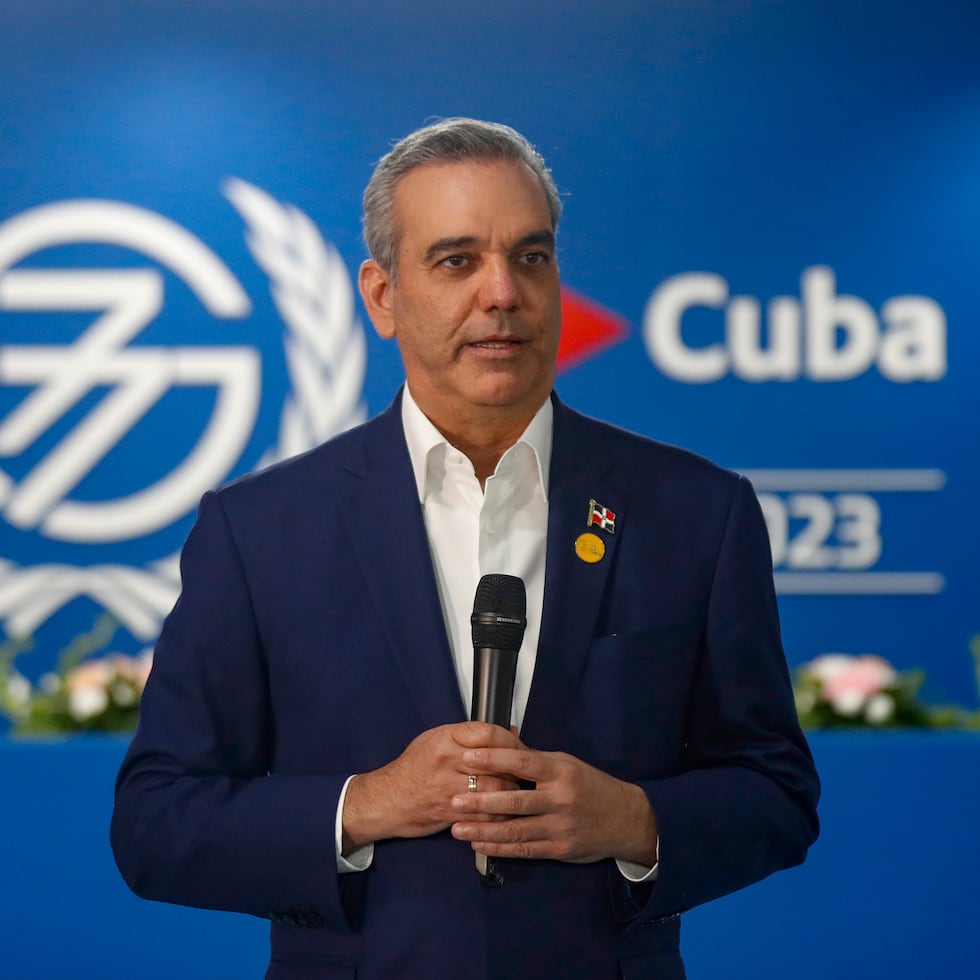 El Gobierno dominicano informó que suscribió un memorando de entendimiento de carácter no vinculante, “orientado al ingreso temporal y excepcional a territorio dominicano de un número limitado de nacionales de terceros países, sin antecedentes penales y en condiciones de tránsito”.