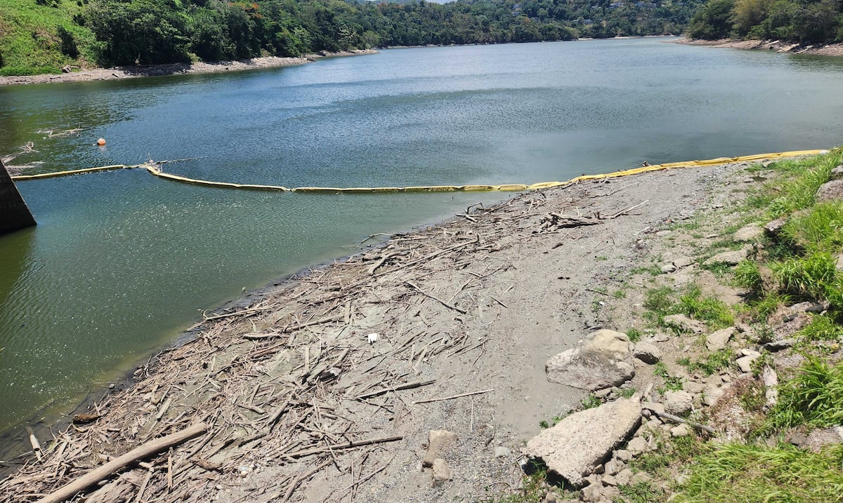 Gobierno admite falta de comunicación entre la AAA y alcaldes sobre racionamiento de agua
