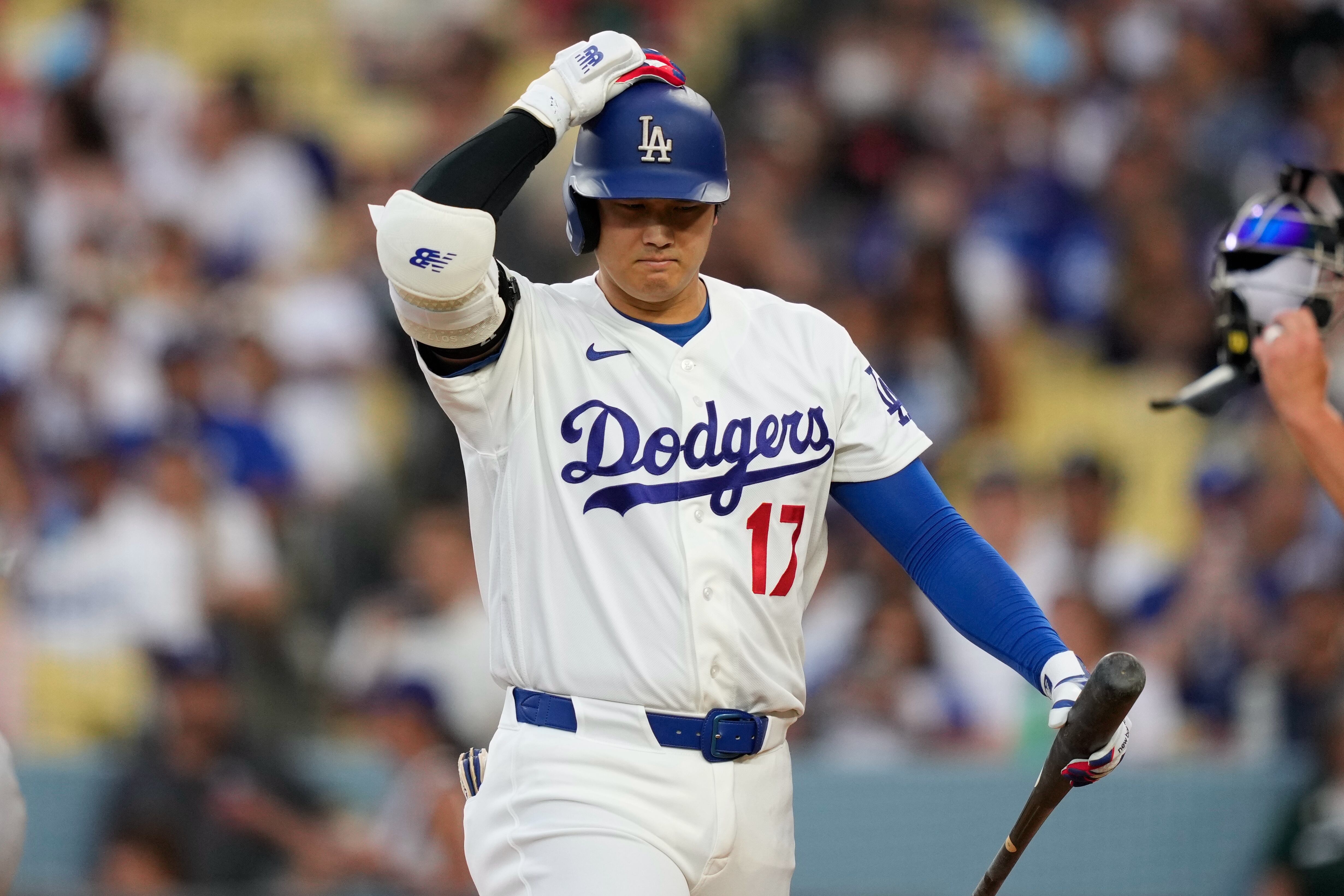 Imagen de la cobertura de: Shohei Ohtani vuelve a hacer swings y sigue en recuperación