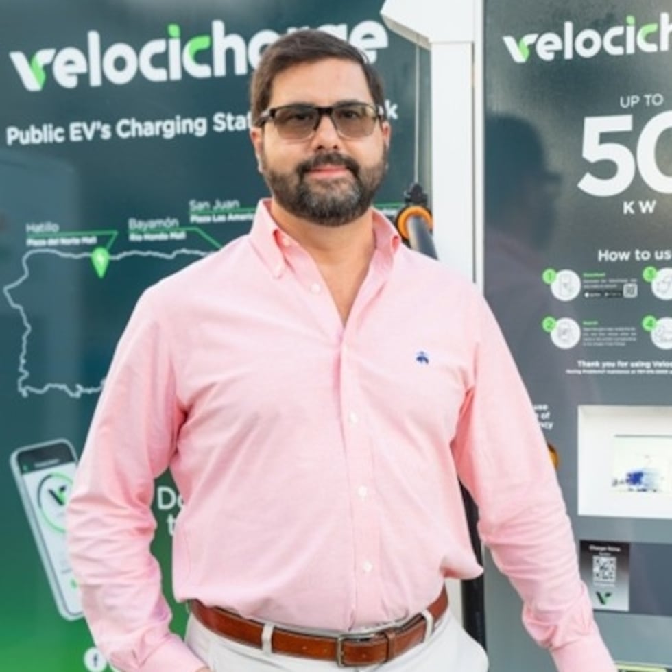Carlos Vizcarrondo, empresario y fundador de Visotek Corp. y Velocicharge, tiene una trayectoria de más de 30 años, que combina experiencia consolidada con una visión estratégica de futuro.