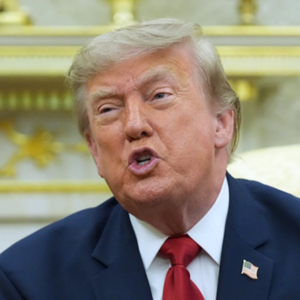 El presidente Donald Trump habla durante su reunión con el primer ministro iraquí, Ali al-Zaidi, en el Despacho Oval de la Casa Blanca, el martes 14 de julio de 2026, en Washington. (Foto AP/Julia Demaree Nikhinson)