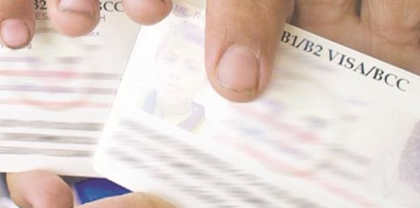 Trump emitió un decreto que contempló cambios en el programa de visas H-1B con el objetivo de promover la contratación de estadounidenses en lugar de extranjeros. (Archivo)