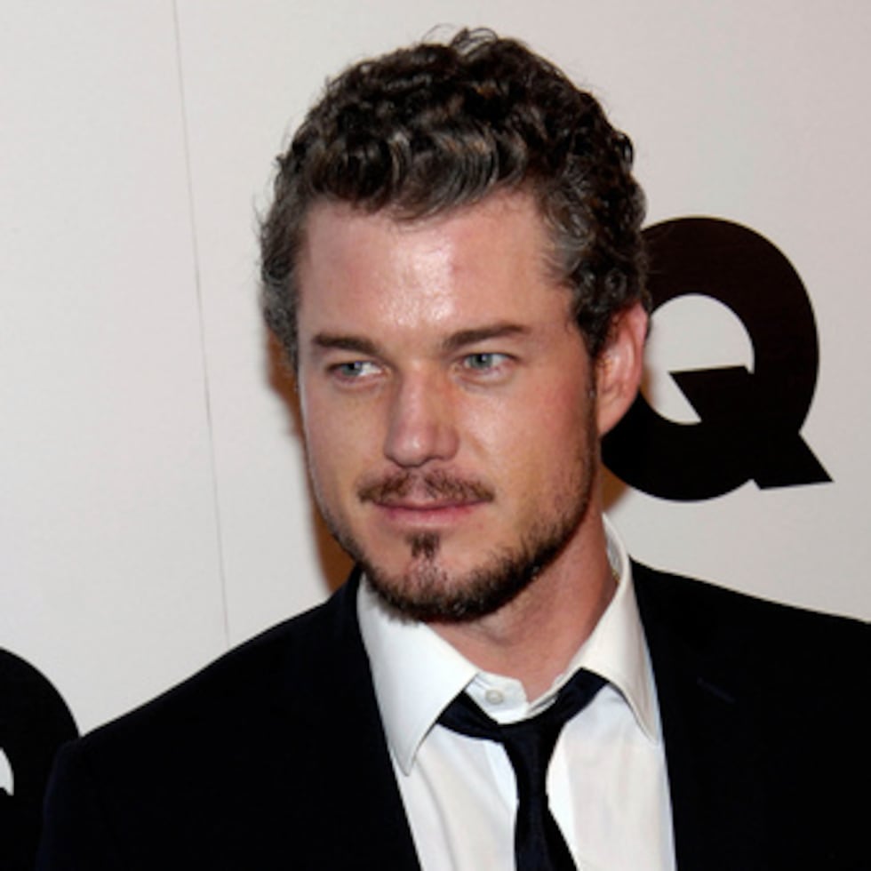 ARCHIVO - El actor Eric Dane llega a la 12ª fiesta anual de GQ "Hombres del Año" en el hotel Chateau Marmont, en Los Ángeles, el 5 de diciembre de 2007. (AP Photo/Chris Pizzello, Archivo)