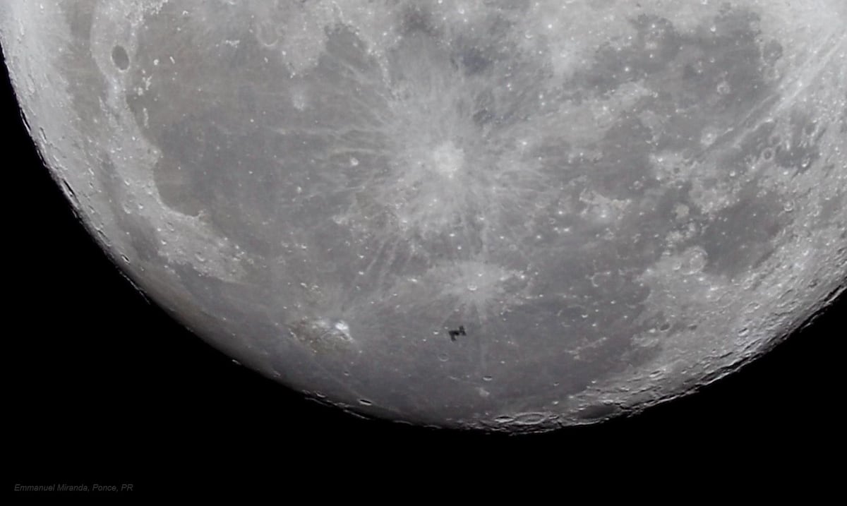 En la antesala de Artemis II: captan desde Puerto Rico la Estación Espacial Internacional frente a la Luna