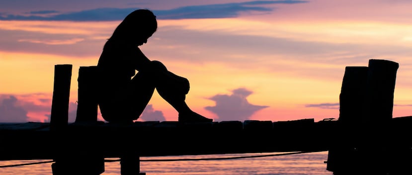 Vivir solo suele ir aparejado de otros riesgos para el corazón, como un estilo de vida poco sano. (Shutterstock)