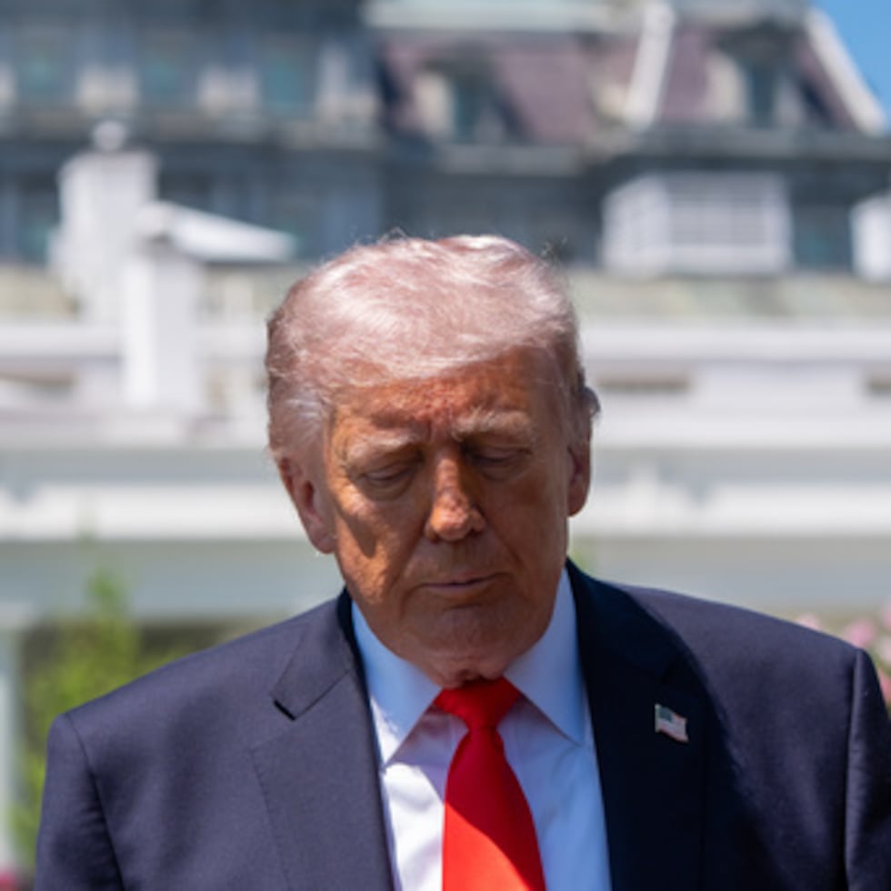 El mensaje del presidente Donald Trump elude el plazo legal del 1 de mayo para obtener la aprobación de los miembros del Congreso a fin de continuar la guerra con Irán