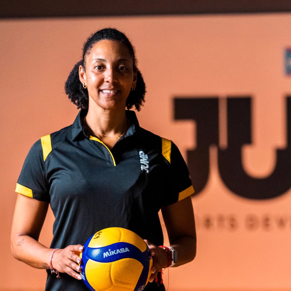 Aury Cruz es considerada una de las mejores voleibolistas puertorriqueñas de todos los tiempos.