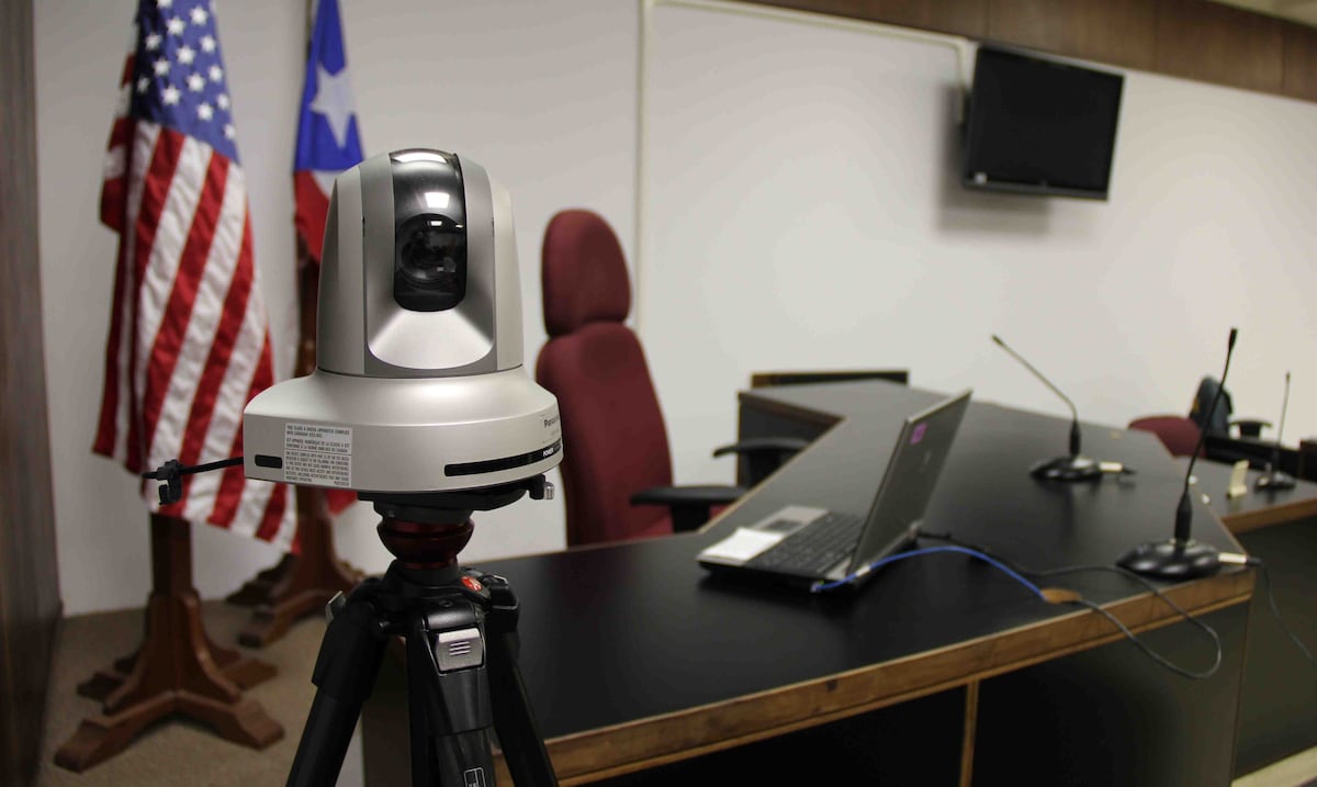 Legislatura debate proyecto para prohibir transmisiones en tiempo real de vistas judiciales