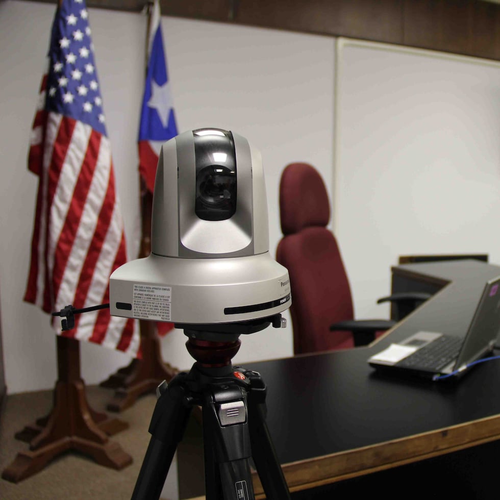 Actualmente, las transmisiones de procedimientos en las salas de los tribunales requieren de la autorización del Tribunal Supremo. (Archivo)