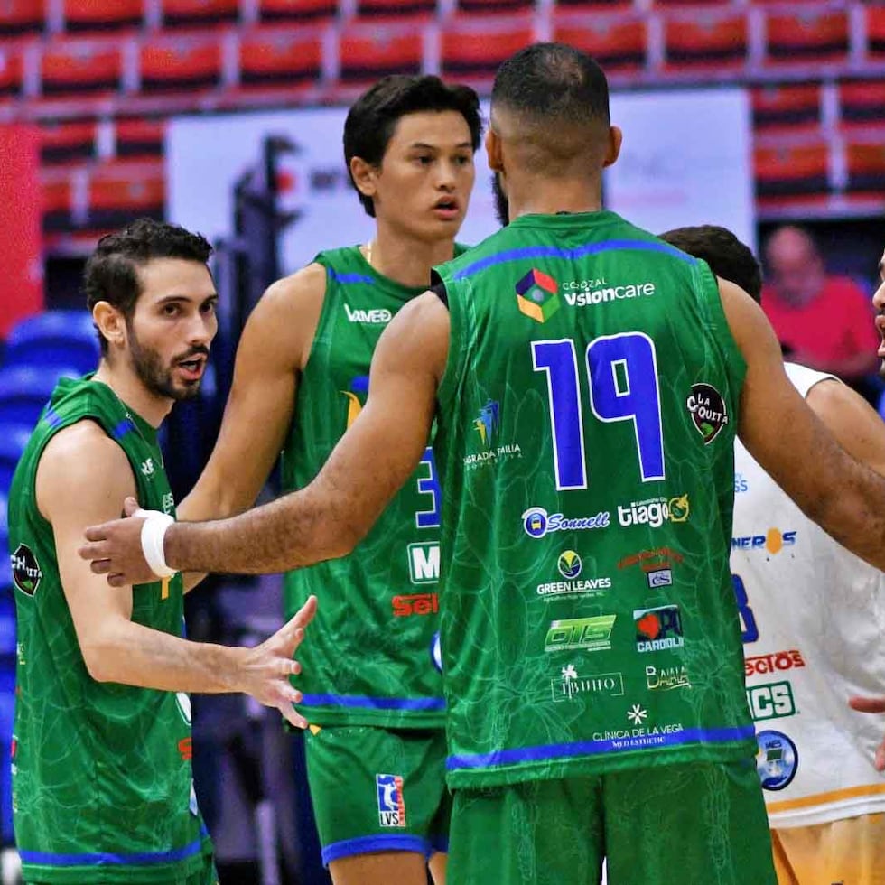 Los Plataneros de Corozal han vencido al líder y colíder del torneo en lo que va de temporada.