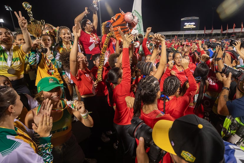 En esta edición, hubo división de honores en el título de las Justas, con la Inter celebrando el campeonato de los varones y la UAGM el de las féminas.