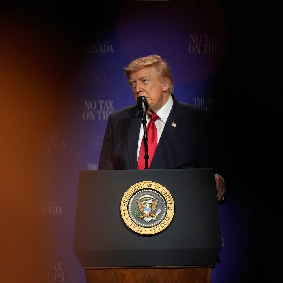 El presidente de Estados Unidos, Donald Trump, encabeza una convención que girará en torno a su persona, pese a su baja popularidad.