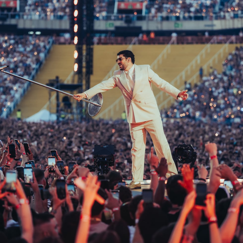 Con seis conciertos consecutivos Barcelona, Lisboa y Madrid, Bad Bunny ha logrado reunir a más de 366,000 asistentes en menos de dos semanas.