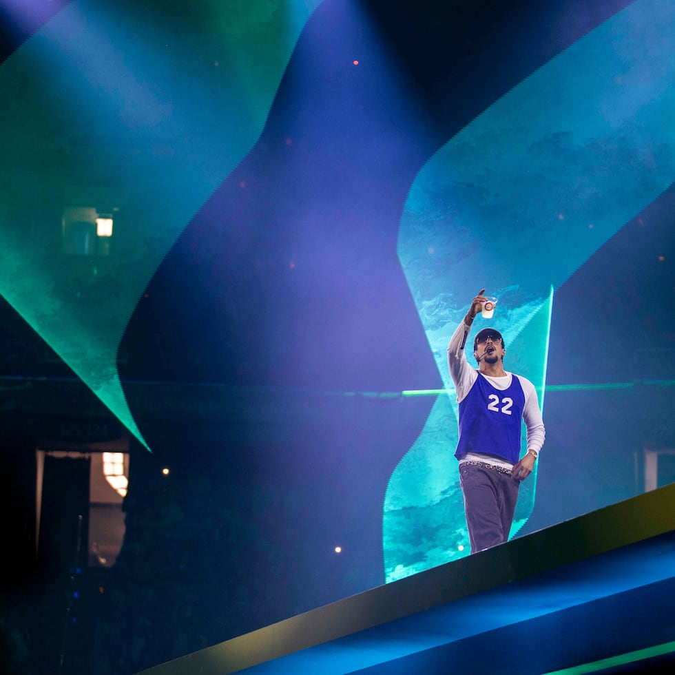 Singer Bad Bunny is scheduled to perform eight concerts in Mexico.