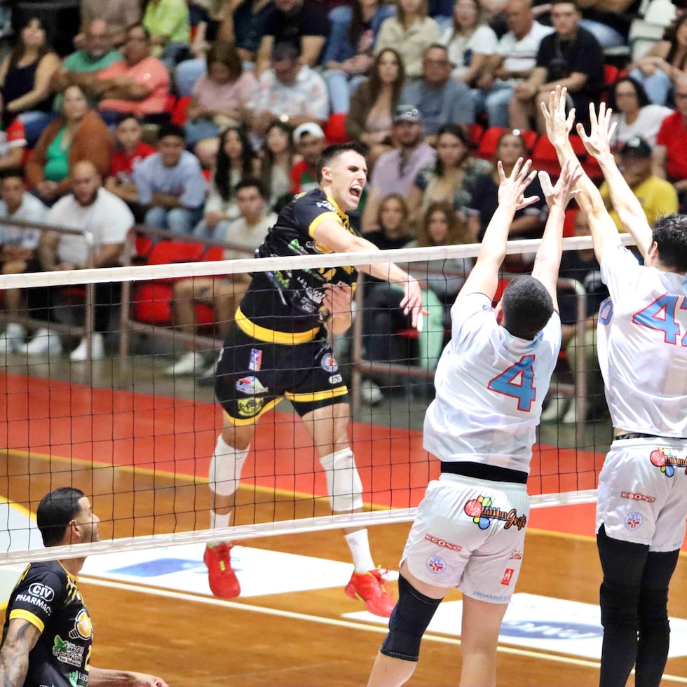 Pelegrín Vargas Jr. en el ataca de los Caribes contra la defensa de Lares.
Heriberto Rosario Rosa - FPV