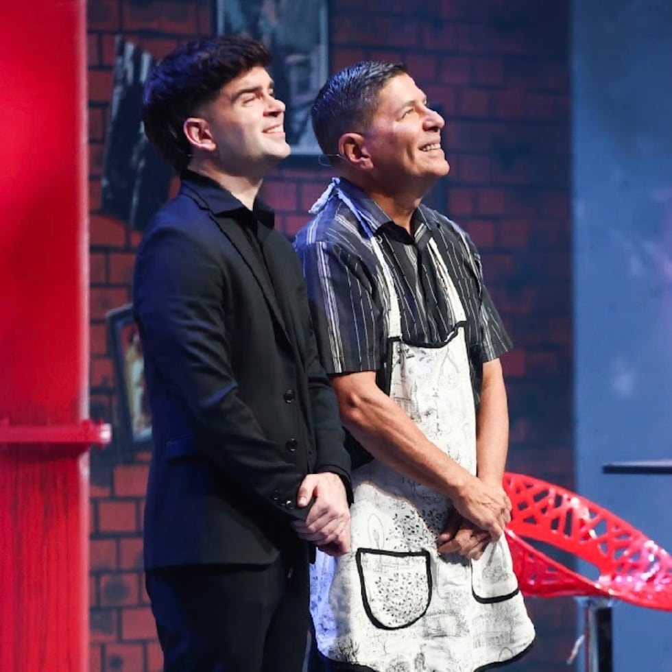 La obra está inspirada en la popular comedia del programa "Raymond y sus amigos".