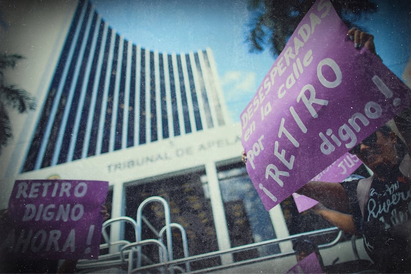Protesta a las afueras de las oficina de la Junta de Supervisión Fiscal en Hato Rey.