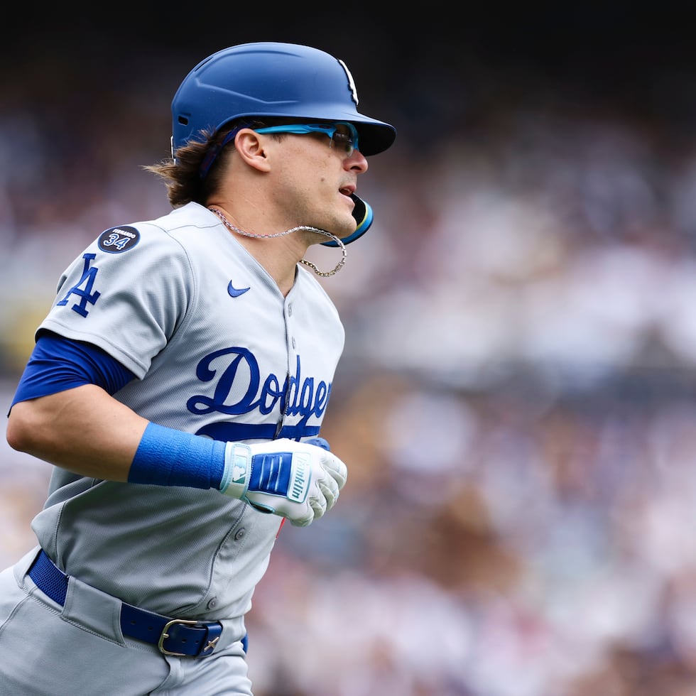 Kike Hernández, pelotero puertorriqueño de los Dodgers, comenzaría este semana su rehabilitación en Triple A.