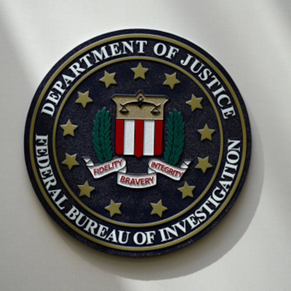 El sello del FBI en Omaha, Nebraska.