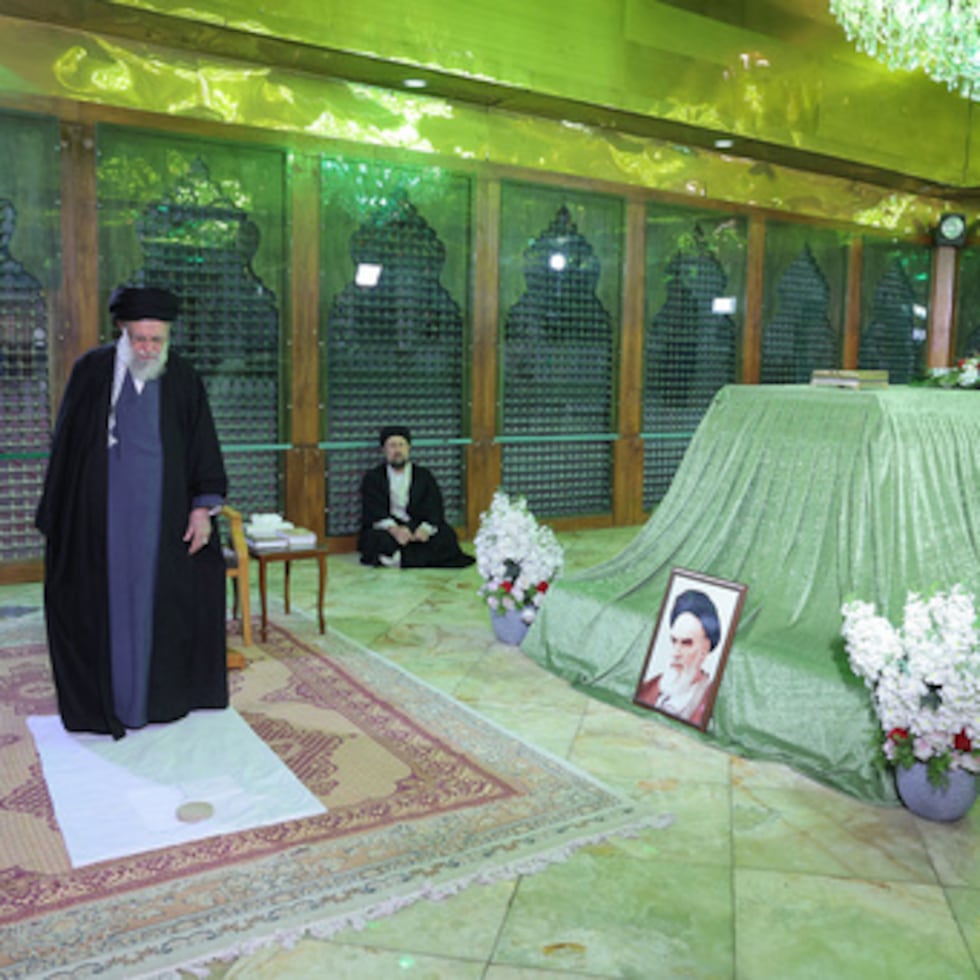 Las autoridades estadounidenses han reiterado que un acuerdo con Irán, además del cese del enriquecimiento de uranio en el país persa, debe incluir la limitación de su programa de misiles y el fin del apoyo a grupos regionales como Hizbulá del Líbano y los palestinos de Hamás.