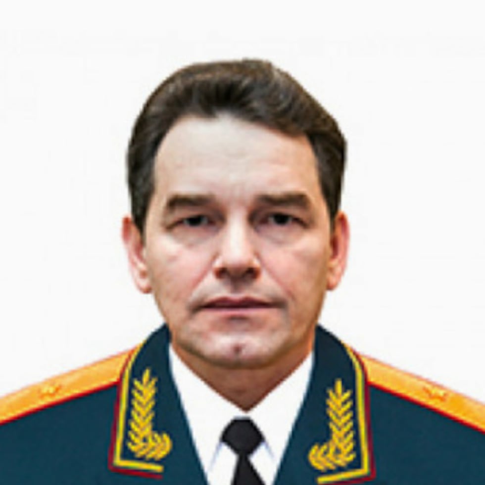 Esta imagen sin fechar facilitada por el Servicio de Prensa del Ministerio de Defensa ruso el lunes 22 de diciembre de 2025 muestra al teniente general Fanil Sarvarov, jefe de la Dirección de Entrenamiento Operativo del Estado Mayor de las Fuerzas Armadas rusas, que murió el lunes por la mañana tras detonar un artefacto explosivo bajo su coche en el sur de Moscú. (Servicio de Prensa del Ministerio de Defensa ruso vía AP)