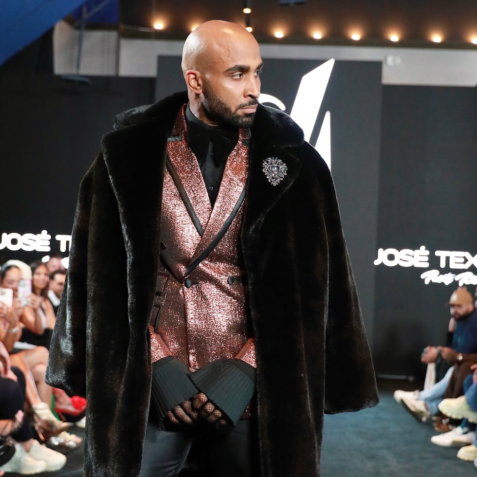 Carlos Cruz "Caramelo" se ha convertido en una de las figuras favoritas de la televisión hispana.